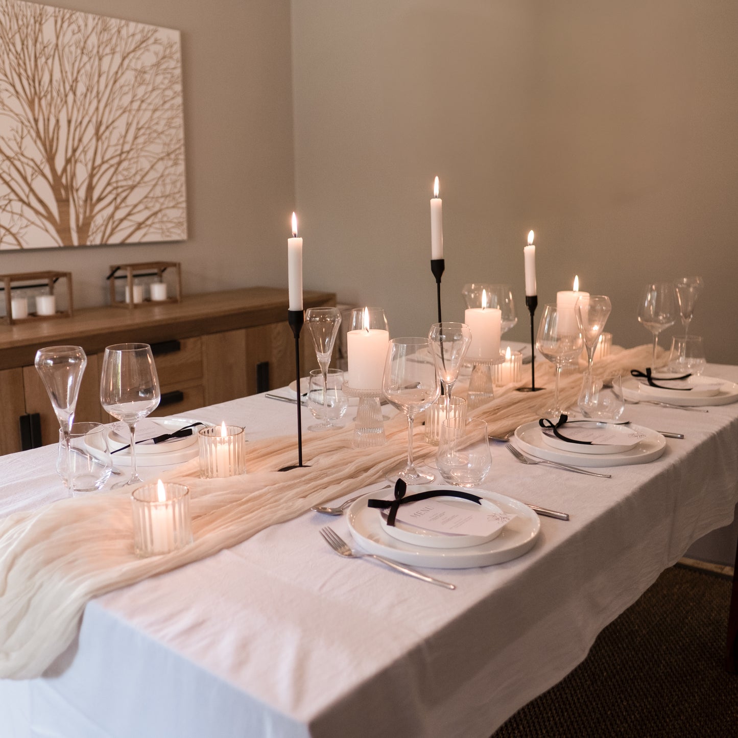 Dinner party in a box - Classic Black & White