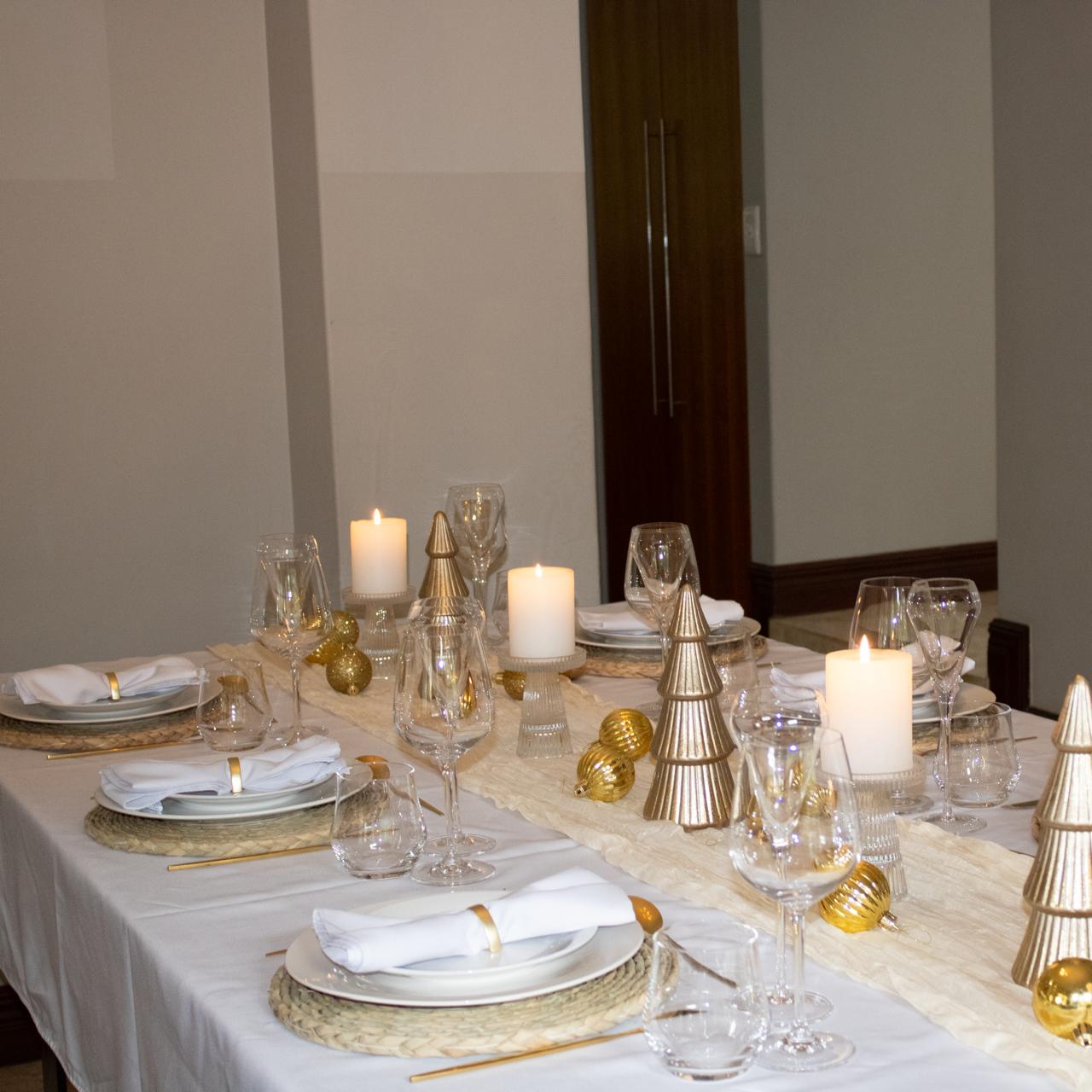 Dinner Party in a Box - Golden Christmas Glow